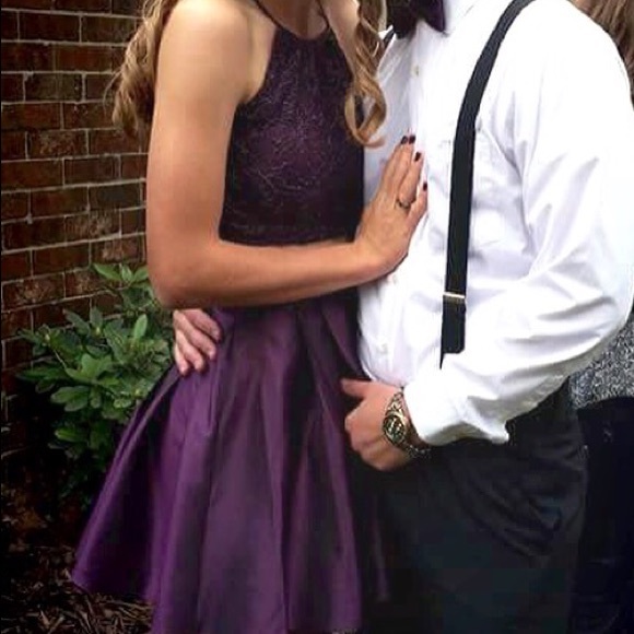 Formal Dress - Picture 2 of 4